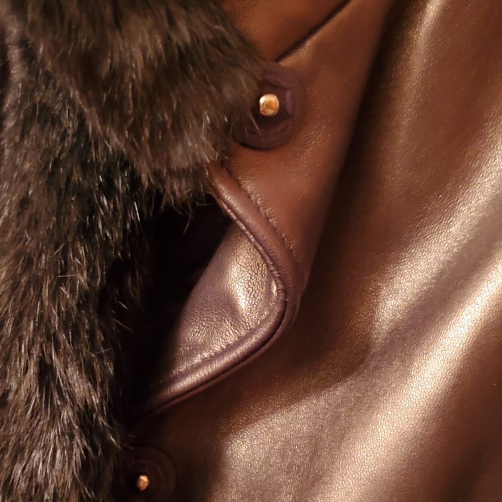 🎉HP🎉Ellen Tracy Leather and Rabbit Fur Coat - Picture 5 of 9